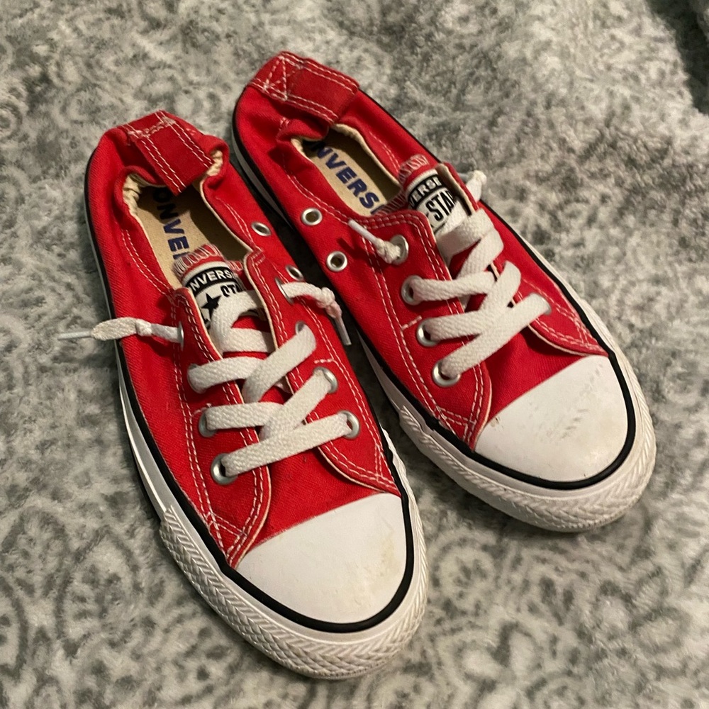Red Converse Shoreline Women’s 6